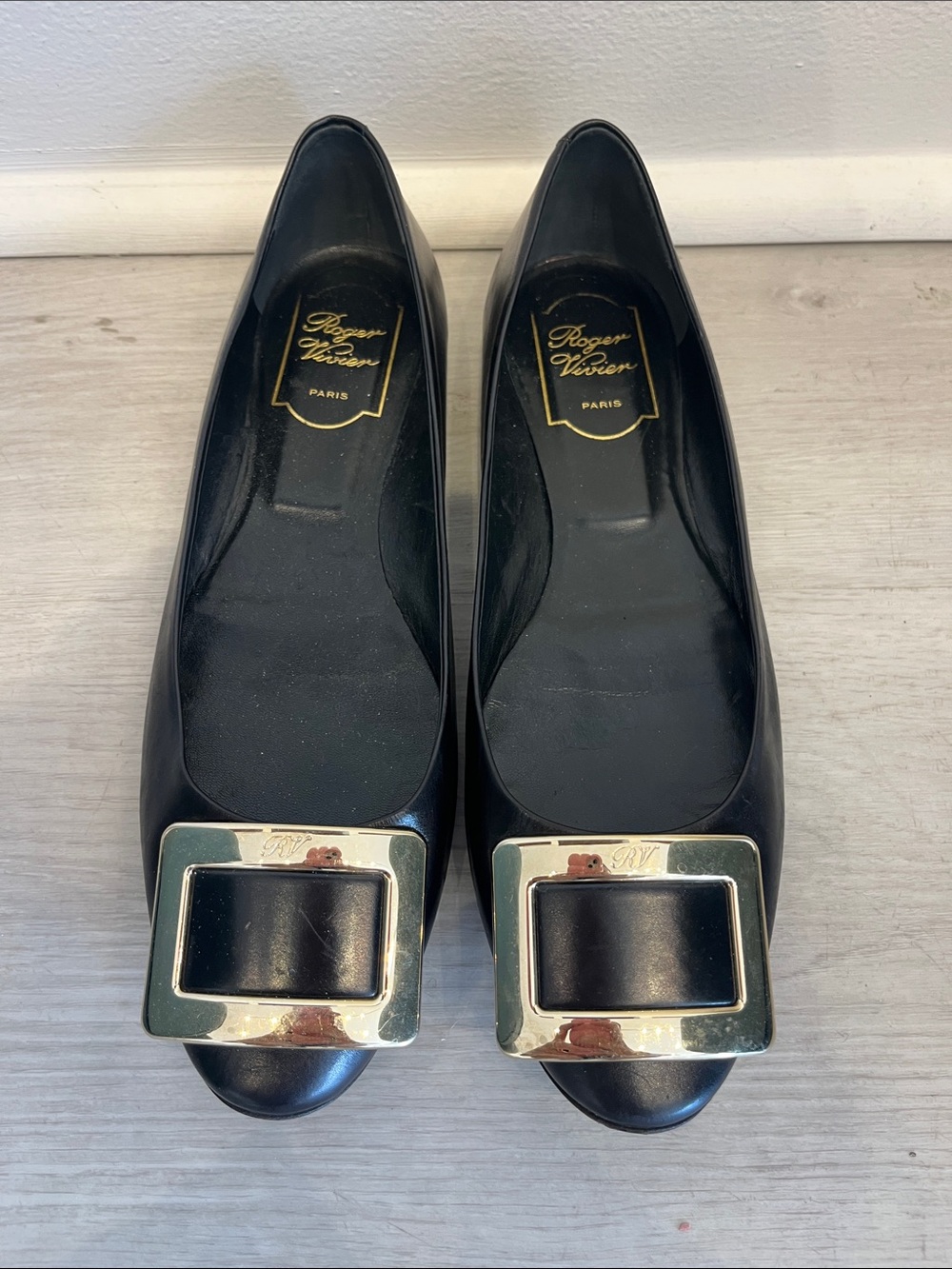 Roger Vivier Black Leather Flats with Gold Square Buckle